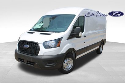 New 2025 Ford Transit 250 148 Medium Roof w/ Load Area Protection Package