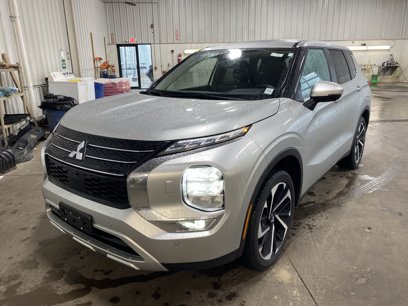 Used 2024 Mitsubishi Outlander SE