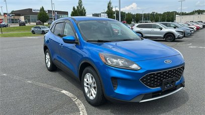 Used 2020 Ford Escape SE