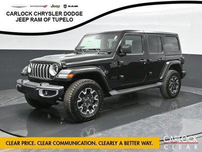 New 2025 Jeep Wrangler Unlimited Sahara w/ Dual Top Group