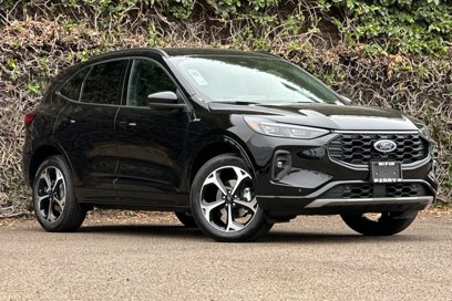New 2024 Ford Escape ST-Line Elite w/ Premium Technology Package