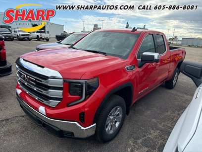 New 2025 GMC Sierra 1500 SLE w/ Preferred Package