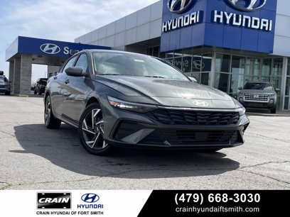 New 2025 Hyundai Elantra SEL
