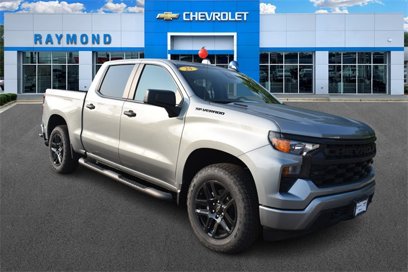 New 2025 Chevrolet Silverado 1500 Custom w/ Turbomax Blackout Package