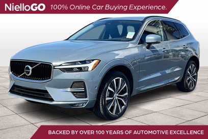 Used 2022 Volvo XC60 B5 Momentum w/ Advanced Package