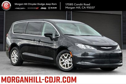 Used 2022 Chrysler Voyager LX