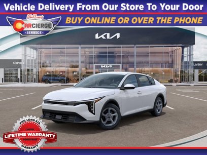 New 2025 Kia K4 LXS