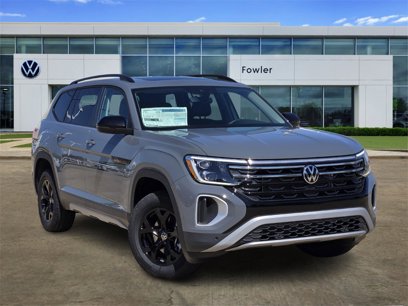 New 2025 Volkswagen Atlas Peak Edition SE