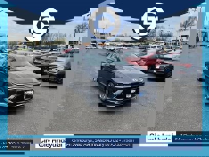 New 2025 Hyundai Sonata SE