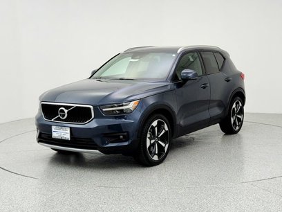 Used 2021 Volvo XC40 T5 Momentum w/ Protection Package Premier