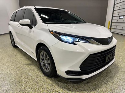 Used 2021 Toyota Sienna LE
