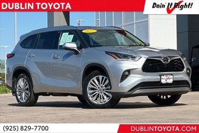 Certified 2023 Toyota Highlander Platinum