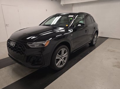 Used 2025 Audi Q5 2.0T Premium w/ Convenience Plus Package