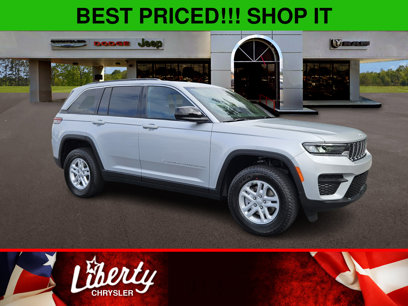 New 2025 Jeep Grand Cherokee Laredo w/ Luxury Tech Group I