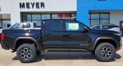 New 2024 GMC Canyon AT4X