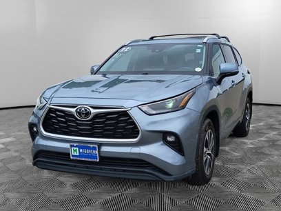 Used 2022 Toyota Highlander XLE