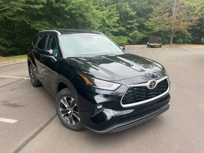 New 2025 Toyota Highlander XLE