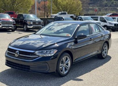 Used 2024 Volkswagen Jetta SE
