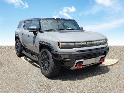 New 2025 GMC Hummer EV 2X w/ LPO, Sport Package