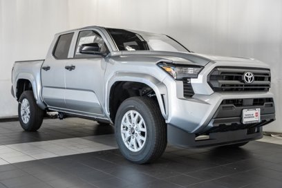 New 2025 Toyota Tacoma SR