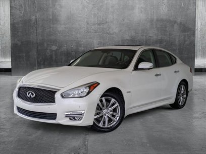 Used 2016 INFINITI Q70 Hybrid