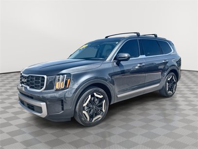 Used 2024 Kia Telluride S w/ S Sunroof Package
