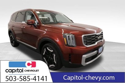 Used 2023 Kia Telluride S w/ S Sunroof Package