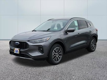 New 2023 Ford Escape SE w/ PHEV Premium Package