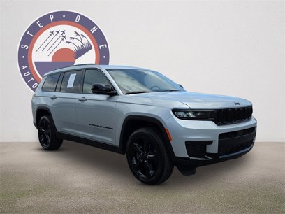 Used 2024 Jeep Grand Cherokee L Laredo