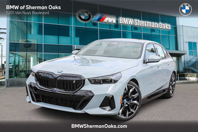 New 2025 BMW i5 xDrive40 w/ M Sport Package
