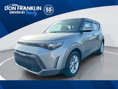 Used 2025 Kia Soul LX w/ LX Technology Package