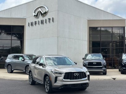 New 2025 INFINITI QX60 Luxe