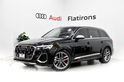 New 2025 Audi SQ7 Prestige
