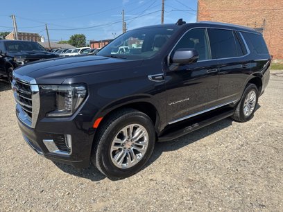 Used 2024 GMC Yukon SLT w/ SLT Luxury Package