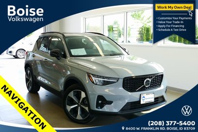 Used 2024 Volvo XC40 B5 Plus