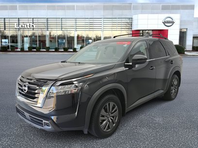 Certified 2022 Nissan Pathfinder SV