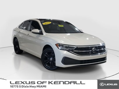 Used 2023 Volkswagen Jetta SE w/ Panoramic Sunroof Package