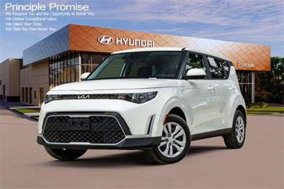 Used 2025 Kia Soul LX