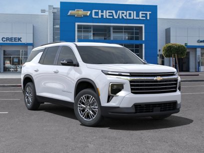 New 2025 Chevrolet Traverse LT
