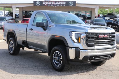 New 2025 GMC Sierra 3500 Pro