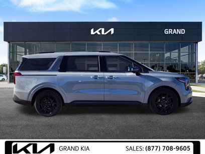 New 2025 Kia Carnival SX Prestige