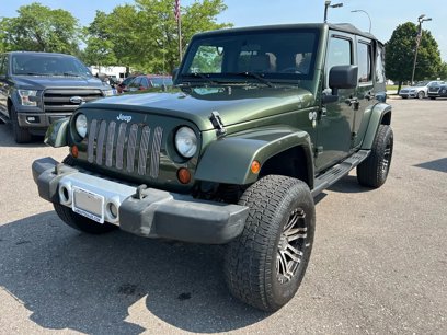 Used 2009 Jeep Wrangler Unlimited Sahara w/ Dual Top Group