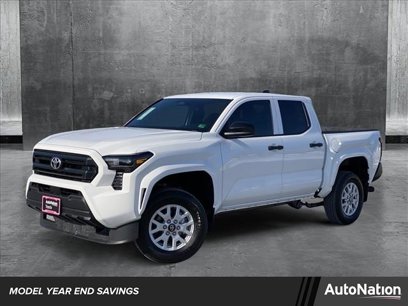New 2024 Toyota Tacoma SR