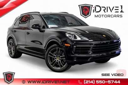 Used 2022 Porsche Cayenne w/ Premium Package
