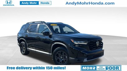 Certified 2025 Honda Pilot TrailSport