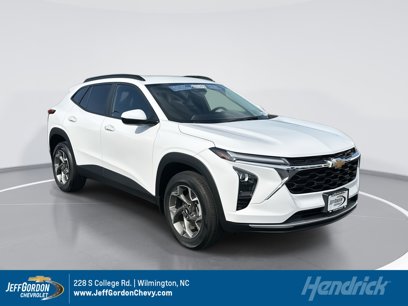 Certified 2025 Chevrolet Trax LT w/ Driver Confidence Package