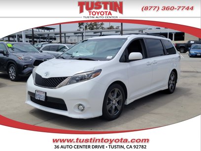 Certified 2017 Toyota Sienna SE