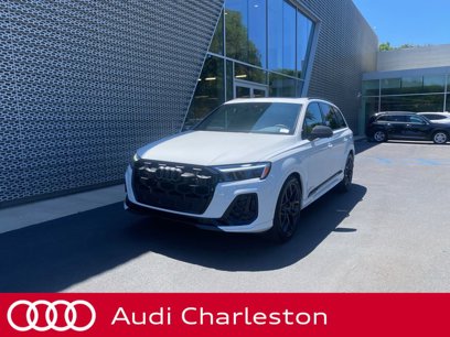 New 2025 Audi SQ7 Premium Plus