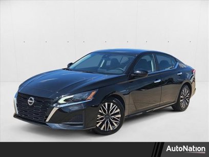 Used 2023 Nissan Altima 2.5 SV