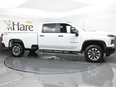 New 2025 Chevrolet Silverado 2500 Custom w/ Custom Convenience Package